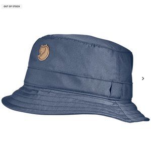 NWT Fjallraven Kiruna Wide Brim Hat - Dark Navy - Size M
